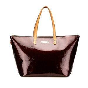 Louis Vuitton Vernis Bellevue Shoulder Bag Amarante Purple Patent Leather